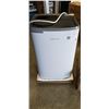 Image 2 : FRIGIDAIRE AIR CONDITIONER. MODEL FHPC102AC1. WORKING