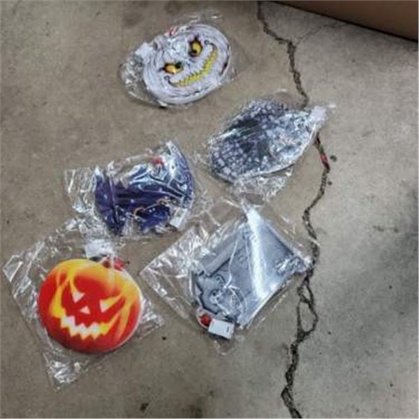 4 SETS OF 5 NEW BATTERY POWERED HALLOWEEN LIGHTS