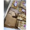 Image 1 : BOX  OF PANI PURRI SEMOLINA PUFFS, 9 PACKAGES OF 200G, BB OCT/NOV/DEC 2026