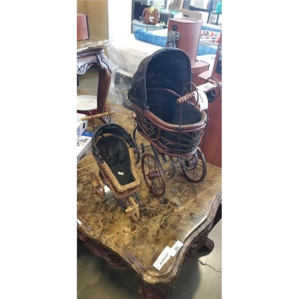 2 DECORATIVE WICKER BASKETS