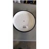 Image 4 : 12 INCH CAST IRON FRYPAN W/ LID