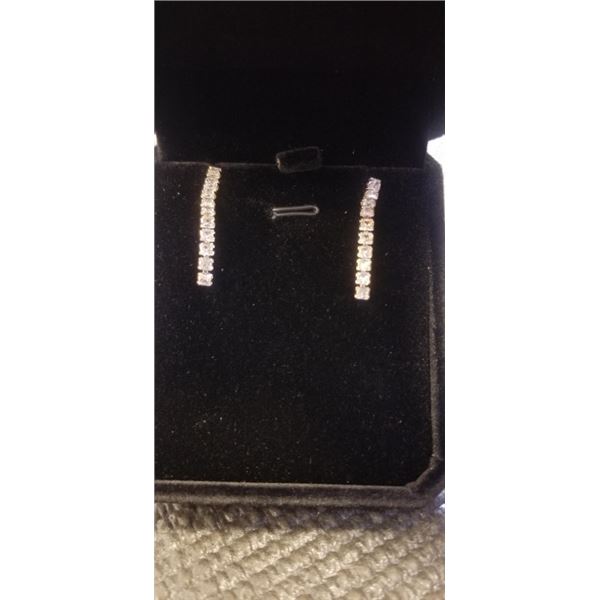 NEW 18K GOLD PLATED 2.5MM PRINCESS CUT SIMULATED DIAMOND (CZ) TASSEL EARRINGS, 1.1" LONG
