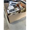 Image 3 : BOX OF ART SUPPLIES INCLUDING NEW BRUSHES