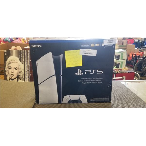 PLAYSTATION 5 SLIM DIGITAL EDITION 825GB CONSOLE - TESTED WORKING, RETAIL $749