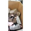 Image 3 : BOX OF KIDS NEW SLIPPERS