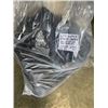 Image 3 : BAG OF 6FT BALCK BANJO DRAPES 55 PCS TOTAL