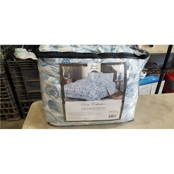 NEW SWISS COLLECTION 7 PIECE BED IN A BAG SET. QUEEN SIZE