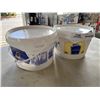 Image 1 : 2 PAILS 4L MAYONNAISE