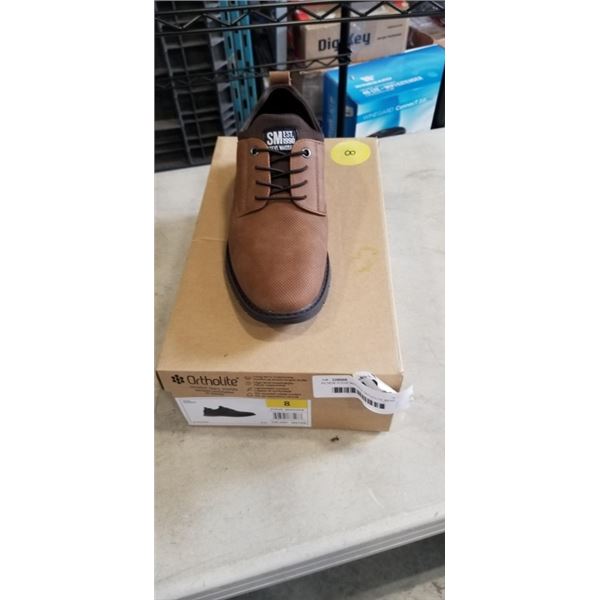 AS NEW STEVE MADDEN ORTHOLITE MENS BLACK SHOES. SIZE 8 MENS US