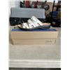 Image 1 : AS NEW CLARKS COLLECTION WOMANS LEISA CACTI Q WHITE LEATHER SANDLES. SIZE 7 US M