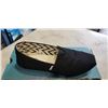 Image 2 : AS NEW TOMS CLASSIC CANVAS WOMANS BLACK SHOES. SIZE 7 US