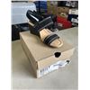 Image 2 : AS NEW CLARKS COLLECTION KYARRA ROSE BLACK WOMANS SANDLES. SIZE 7 US M