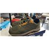 Image 2 : AS NEW EDDIE BAUER GREY RUNNING SHOES. SIZE 6 MENS