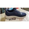 Image 4 : AS NEW SKECHERS SWIFT FIT WOMANS NAVY RUNNING SHOES. SIZE 6 US