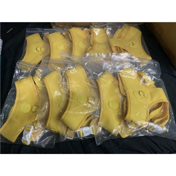 10 NEW THE SHARPER BARKER DOG HARNESSES SIZE LARGE