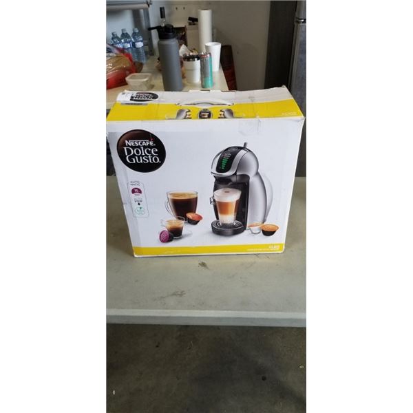 NESCAFE DOLCE GUSTO COFFEE MACHINE
