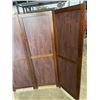 Image 3 : WOODEN ROOM DIVIDER