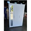 Image 1 : WHITE THREE DOOR WARDROBE