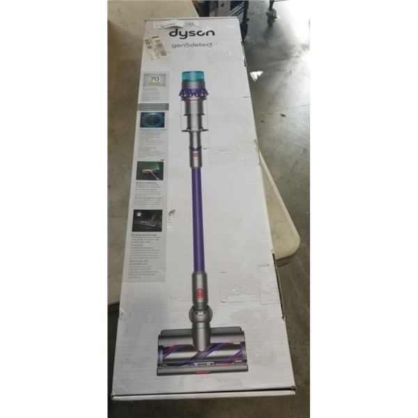 DYSON GEN5 DETECT CORDLESS STICK VACUUM - TESTED WORKING, W/ CHARGER AND NEW FLOOR HEAD RETAIL $1199