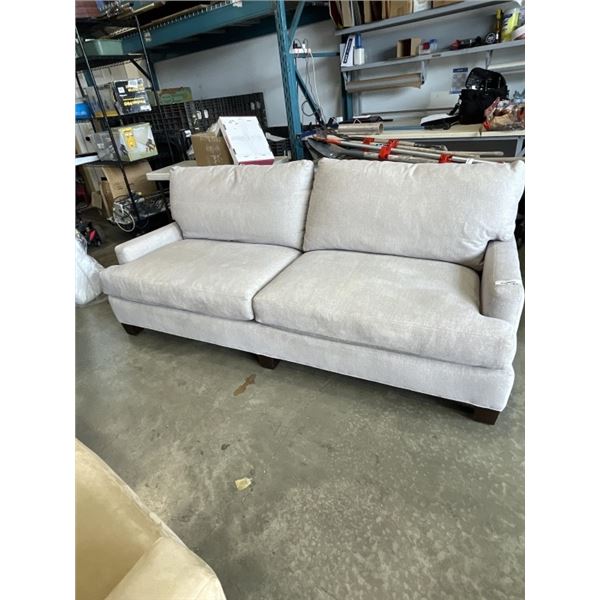 LEES FURNTURE SOFA