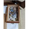 Image 5 : VINTAGE MUSICAL JEWELRY BOX W/ LOTS OF JEWELRY CONTENTS