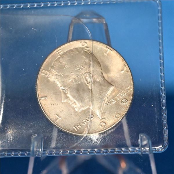 USA 1969D 50 Cent Sliver .4 AU 50