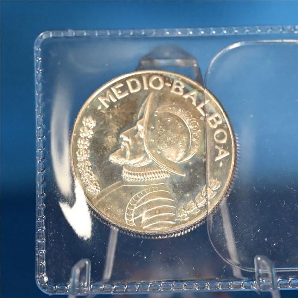 Panama Republic of 1967 1/2 Balboa Silver .4