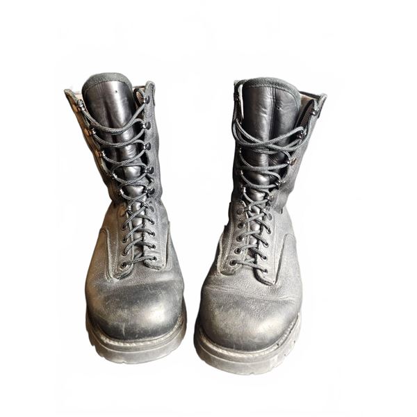 Canadian Combat Boots Red Iron Size 275/112 NSN 8430-20-001-9348