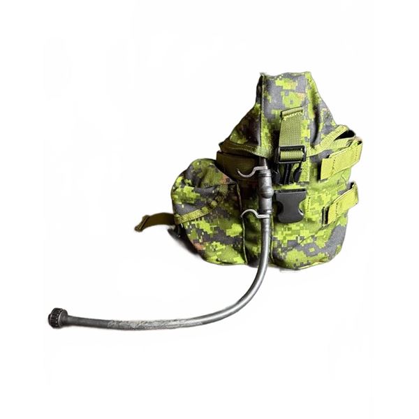 Canadian Military Camo Hydration Pack With Drinking Tube