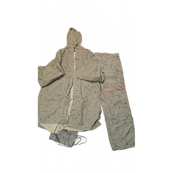 Desert Night Camouflage Parka Large and Krydex 38W Pants Set