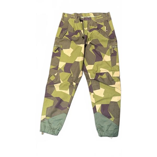 Swedish M90 Camouflage Uniform Set Jacket and Pants Assorted Sizes