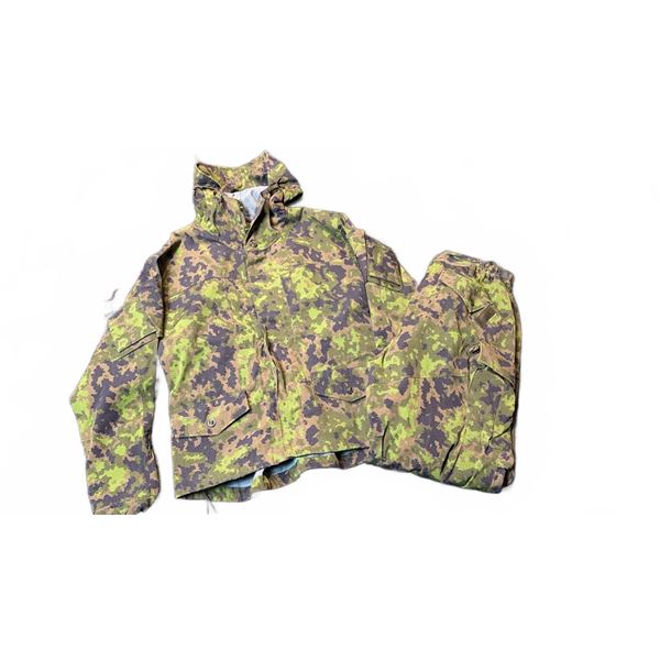 Finnish M05 Camouflage Military Uniform Set Jacket and Trousers