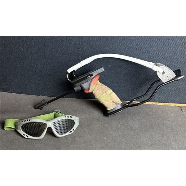 Cobra Slingshot with Protective Mesh Goggles and Adjustable Green Strap
