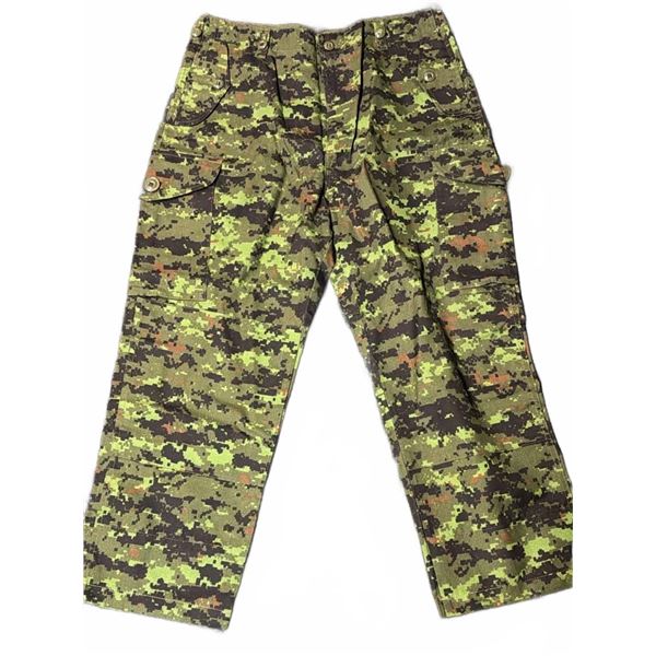 Canadian Military CADPAT Camo Trousers Size 42, Polyester/Cotton Blend