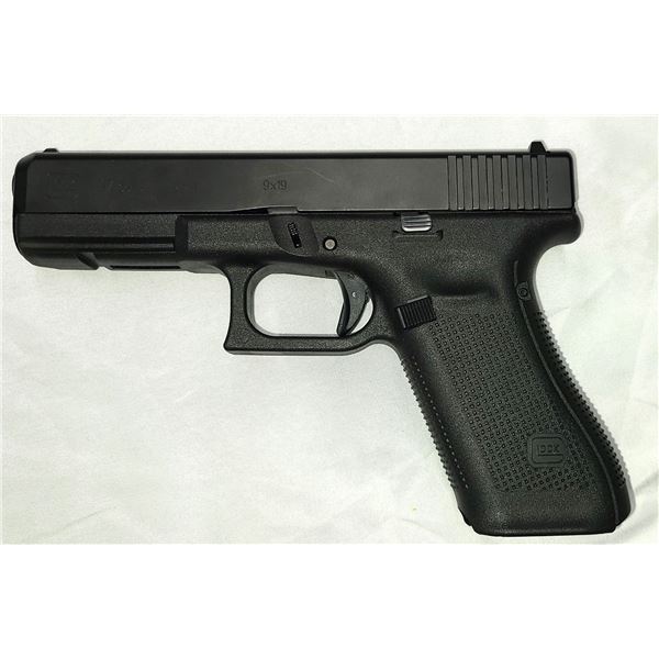 Glock 17 Semi Auto Pistol 9 mm - No Magazine
