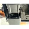 Image 4 : EOTECH Holographic Weapon Sight w/ Box & Cover