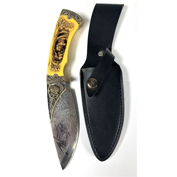 Hunting Knife w/ 3D Grip Bear Scene