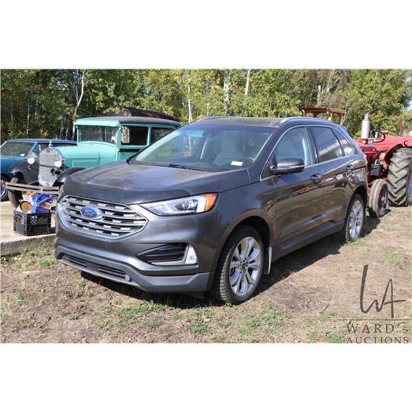 2020 (12/10) Ford Edge Titanium, 2.0 liter Eco-Boost, all wheel drive, three position memory seats,