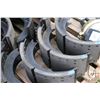 Image 4 : Ten brake shoes and a Bendix pot
