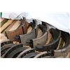 Image 5 : Ten brake shoes and a Bendix pot