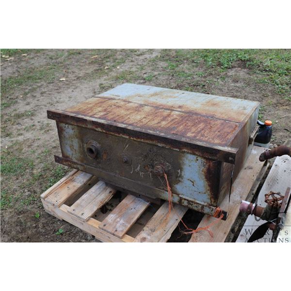 Steel fuel tank 28"h x 13"d x 38"w