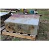 Image 3 : Steel fuel tank 28"h x 13"d x 38"w