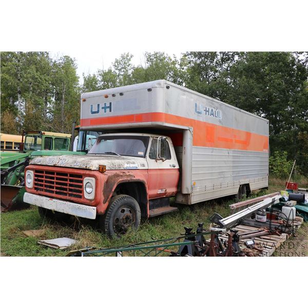Ford F600 U-HAUL box truck. Fittied with 20' box (plus attic) with roll up door and loading ramp. Th