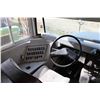 Image 18 : 1993 International School Bus. This is a running and driving unit. ODO Showing 172629. VIN 1HVBBACP8