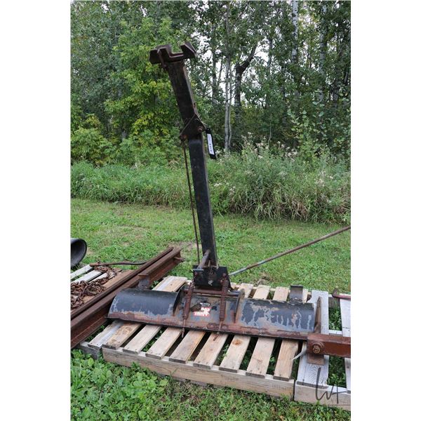 48" wide snowblade for quad or small garden tractor. Main bar is bent and no hardware included