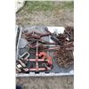 Image 1 : Selection of binders, shackles, tire chains etc.