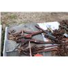 Image 3 : Selection of binders, shackles, tire chains etc.