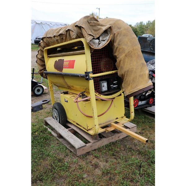 Red Maxx 4000 B oil fired portable heater, not tested