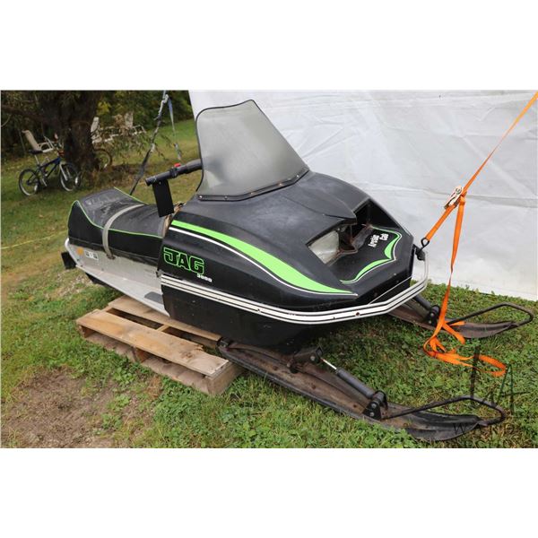 Arctic Cat JAG 3000 snowmobile, not running, engine pulls freely and has compression. VIN no. 700434