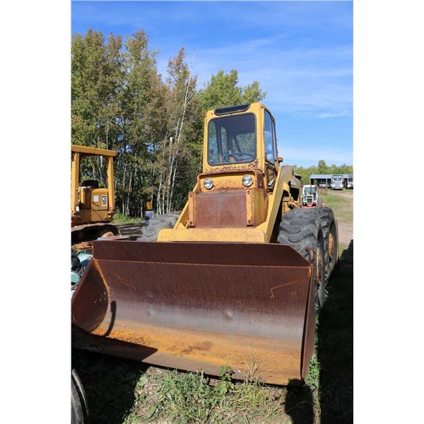 Vintage Michigan Model 125ADGM loader 125 A, non running unit, serial no. C91.3072D. Note: lot no. 1